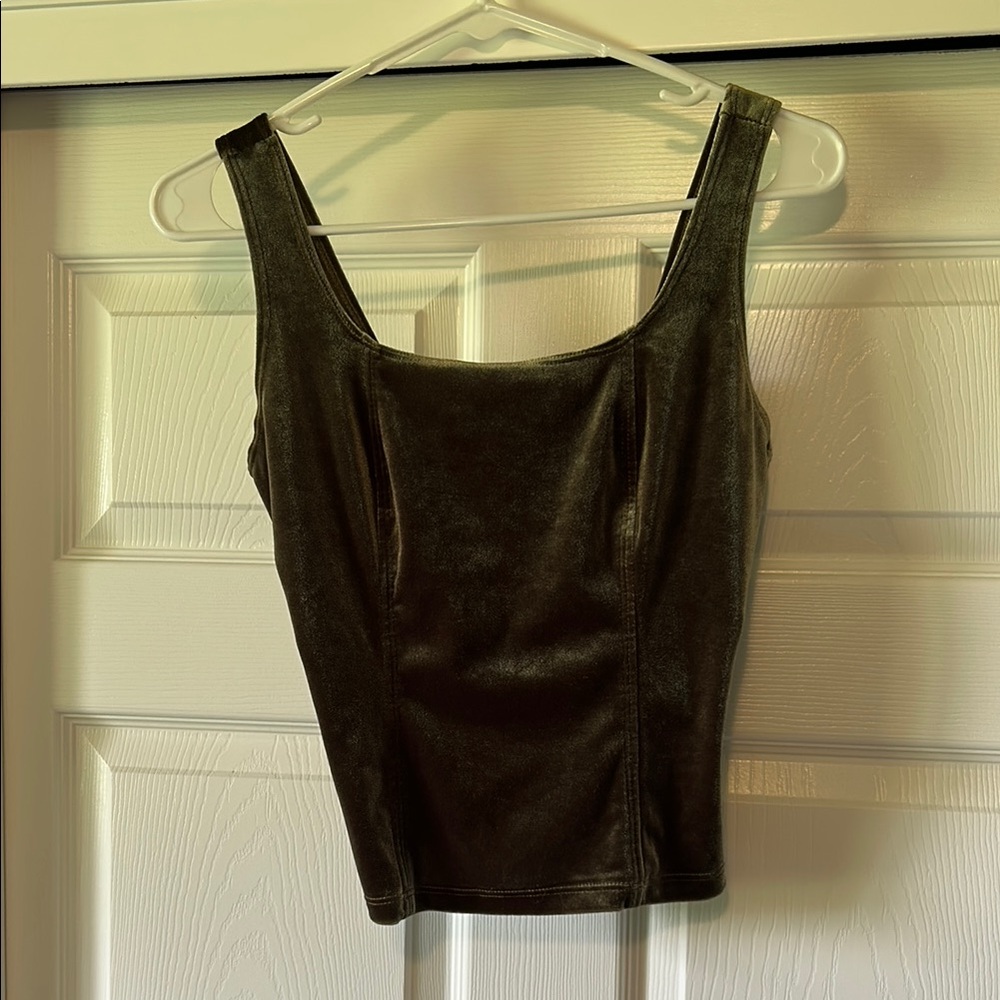 Green Velvet Sleeveless Fitted Crop Tank